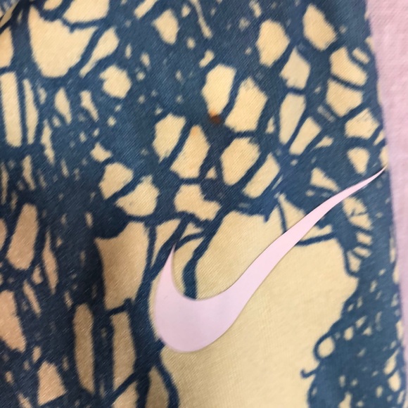 NIKE PRO Dri-Fit Zip Up Jacket size Small - Picture 3 of 6